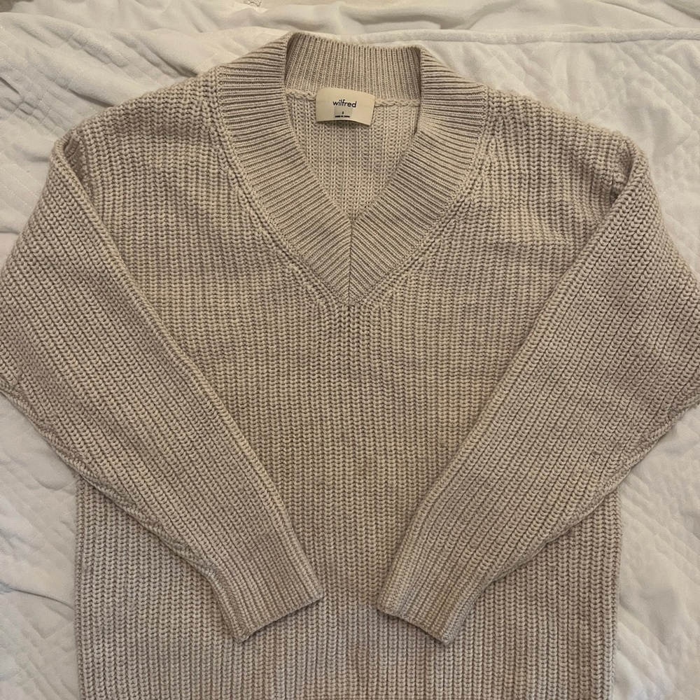Wilfred V-Neck Sweater